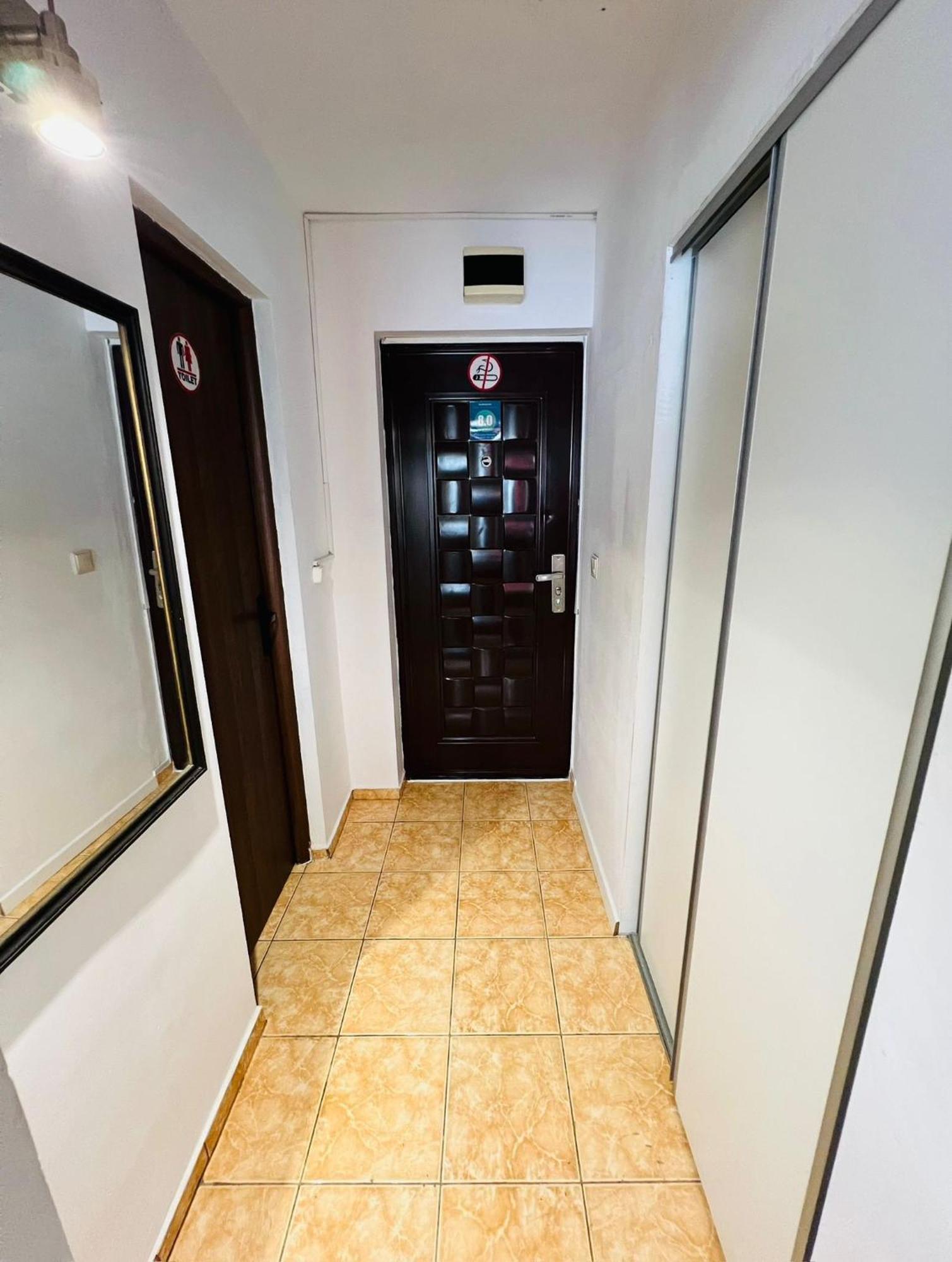 Garsoniera Panoramic Apartment บาเคา ภายนอก รูปภาพ
